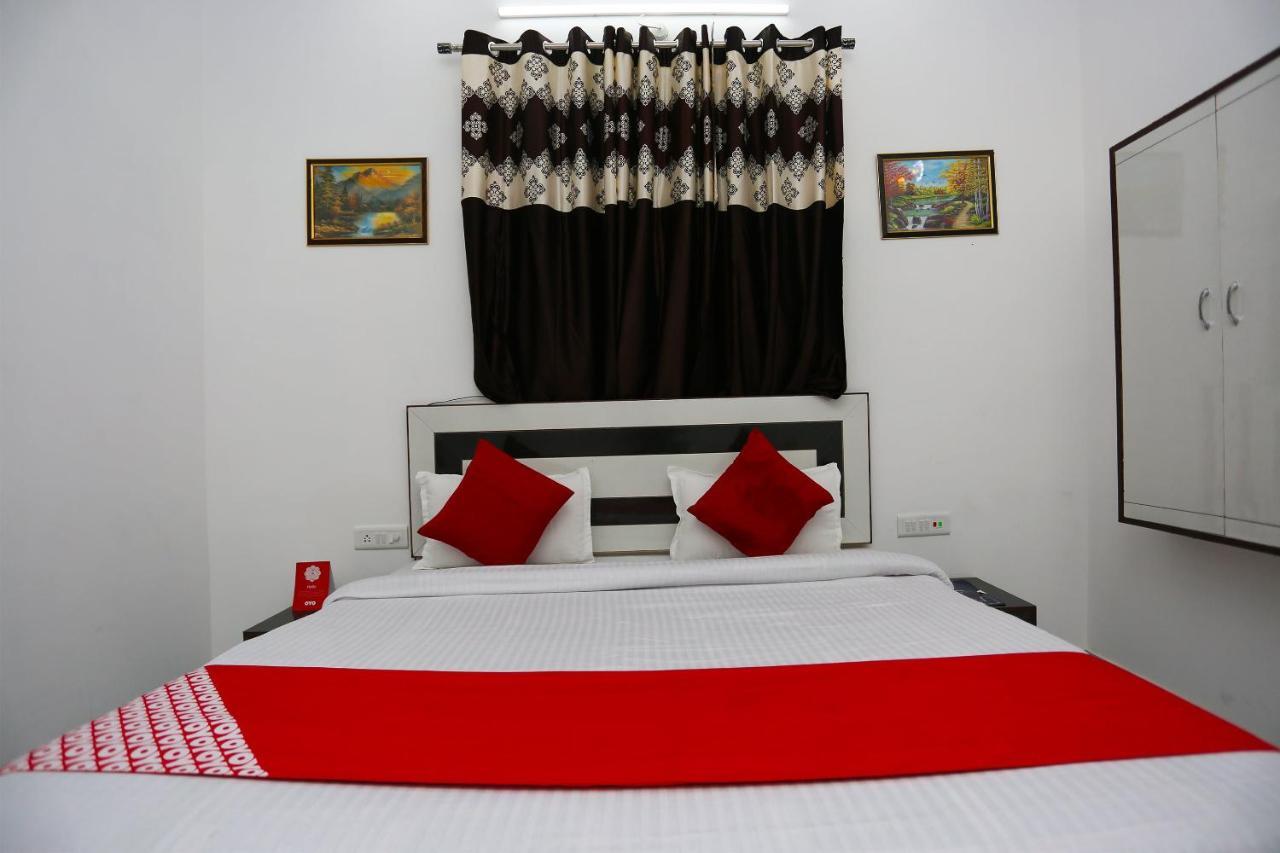 Hotel Rest Palace อัครา ภายนอก รูปภาพ