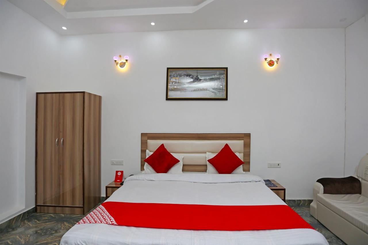 Hotel Rest Palace อัครา ภายนอก รูปภาพ